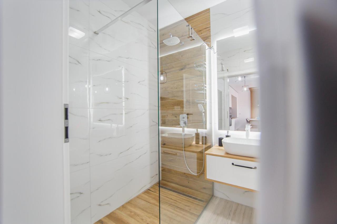 Apartmán Pinkwood Harmony Oradea Exteriér fotografie